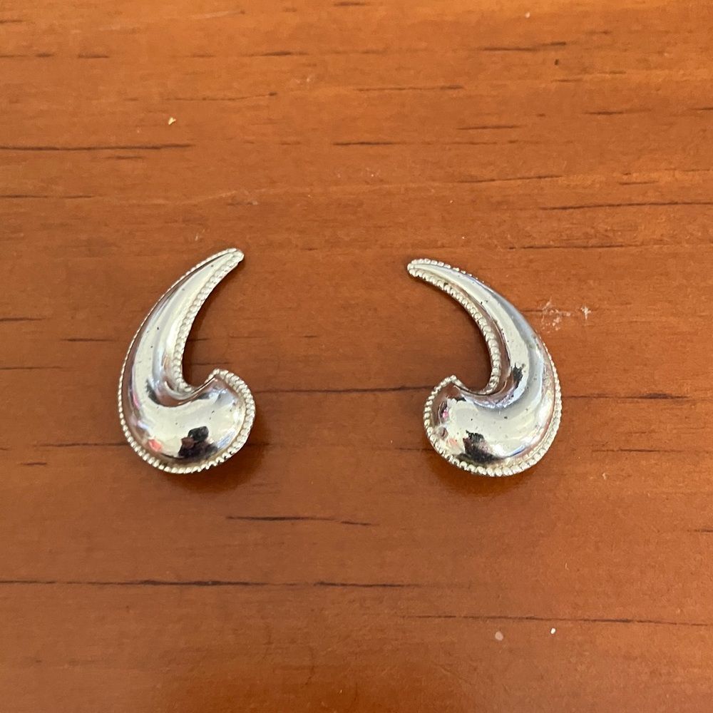 Vintage Silver-Colored Costume Jewelry Earrings